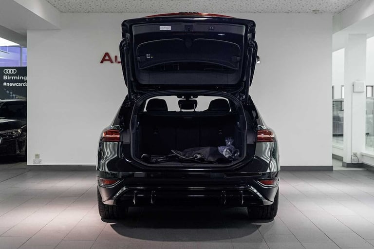 2025 Audi A6 e-tron Avant 370kW S6 100kWh Launch Edition 5dr Auto Estate Electric Automatic