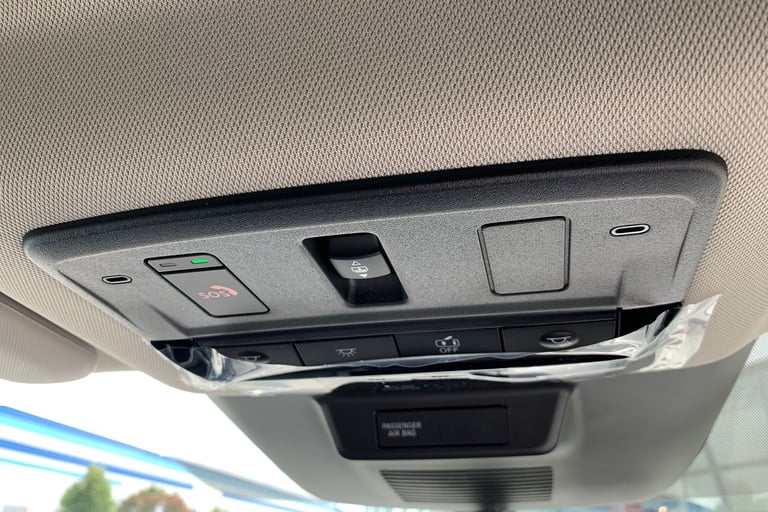 2025 Nissan Qashqai 1.5 E-Power N-Connecta [Glass Roof] 5dr Auto Hatchback Hybrid Automatic