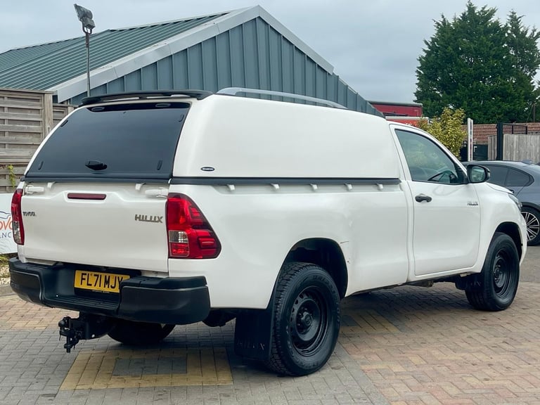 Toyota Hilux D-4D 150 ACTIVE 4WD SINGLE CAB WITH TRUCKMAN TOP