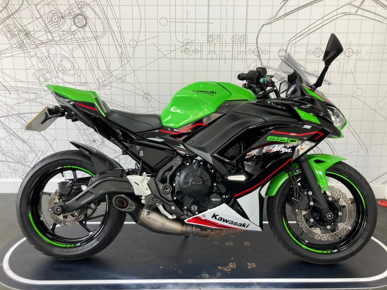 Kawasaki Ninja EX 650 Performance Edition - 2021