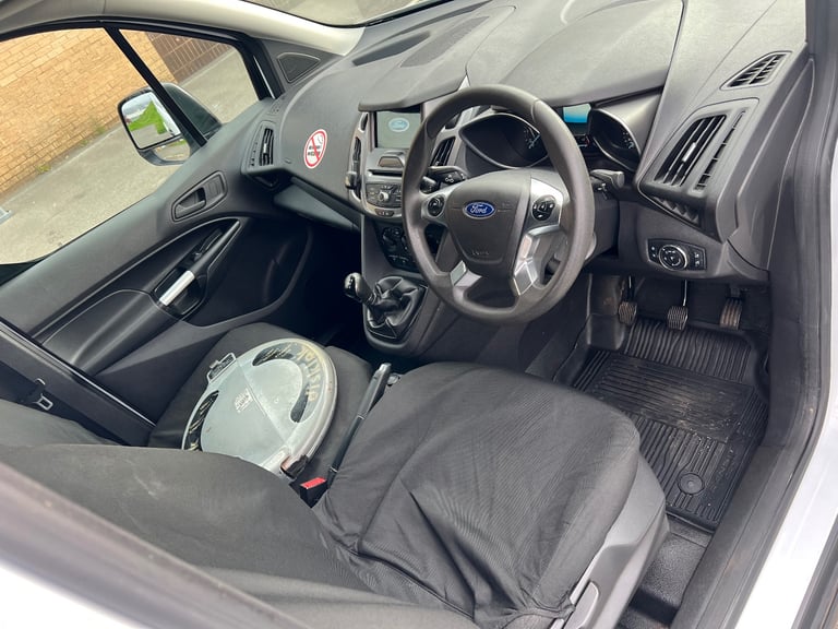 Ford, TRANSIT CONNECT TREND LWB 210 low miles long mot 
