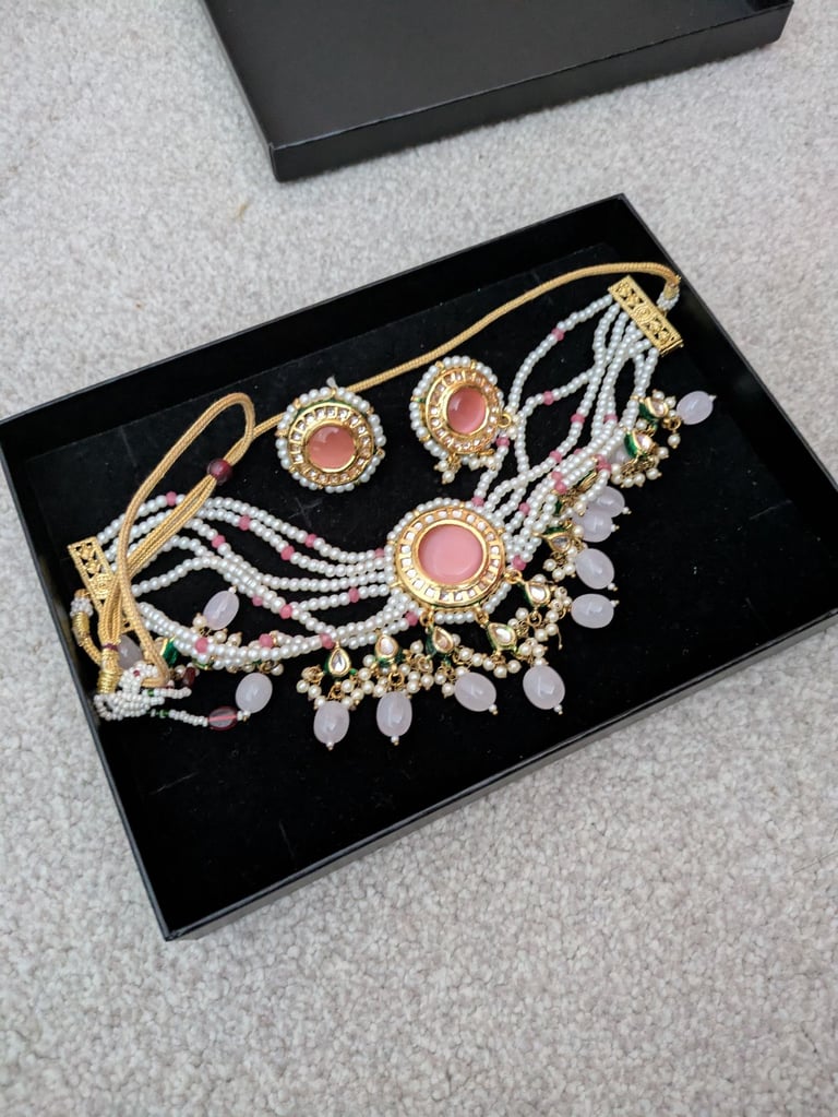Stunning Indian Choker set! 