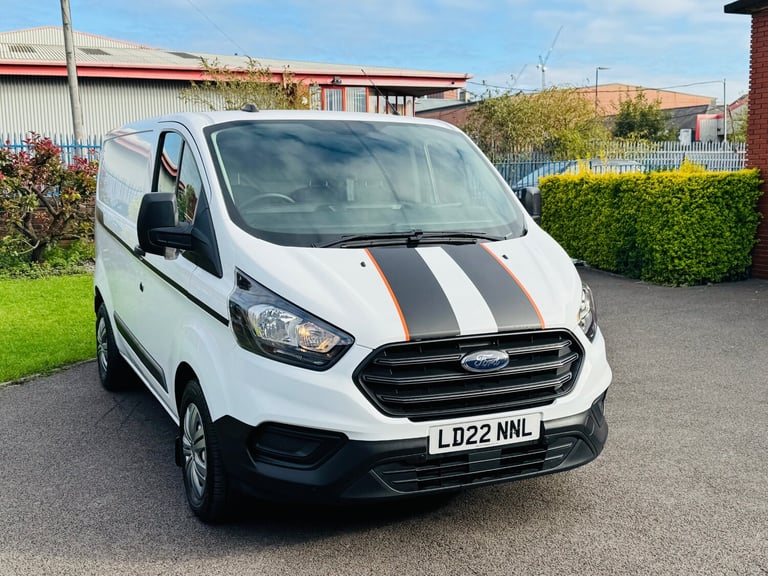 image for 2022 Ford Transit Custom 1.0 EcoBoost PHEV 126ps Low Roof Leader Van Auto PANEL VAN Petrol Series...