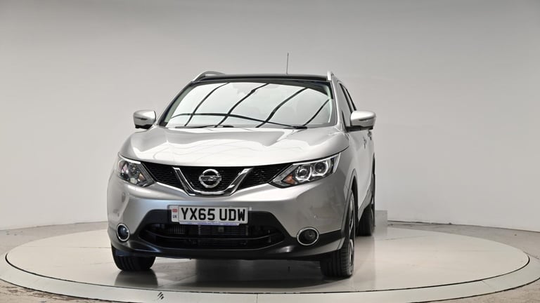 2015 Nissan Qashqai 1.6 dCi n-tec+ XTRON 2WD Euro 6 (s/s) 5dr HATCHBACK Diesel Automatic
