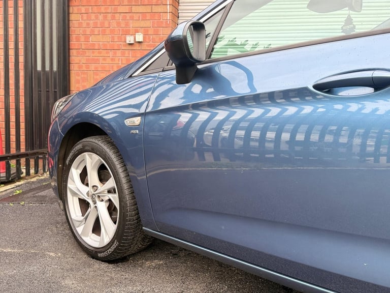 2016 Vauxhall Astra 1.4i Turbo SRi Nav Euro 6 5dr HATCHBACK Petrol Manual