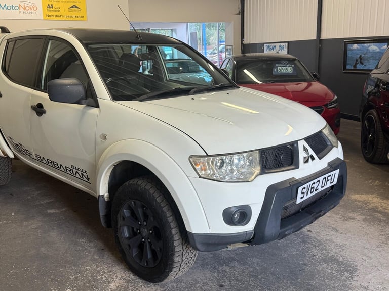 2012 Mitsubishi L200 2.5 DI-D Barbarian Black 4WD Euro 5 4dr (LB) PICK UP Diesel Manual