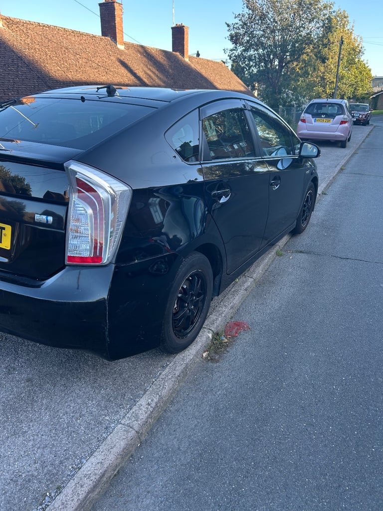 Toyota, PRIUS HYBRID, 2015, 1797 (cc)