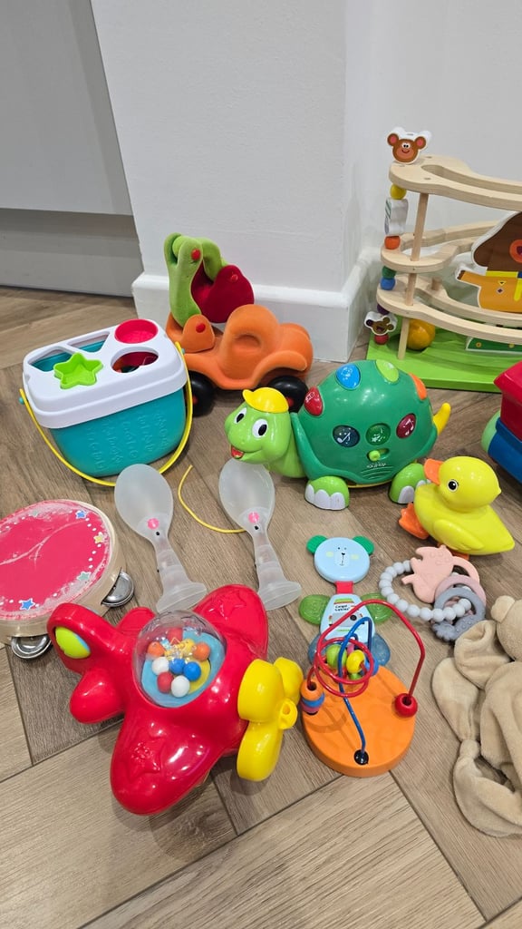 Baby toys bundle 