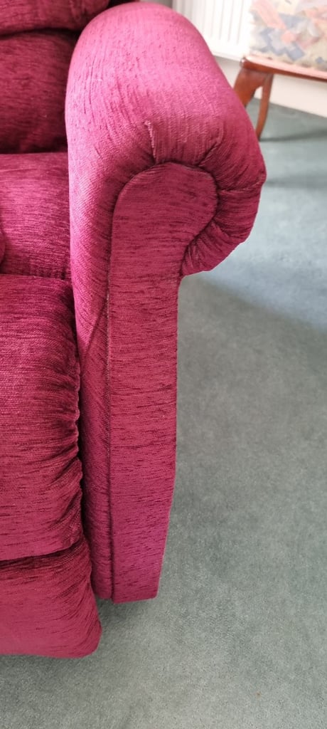 Free Riser Recliner chair