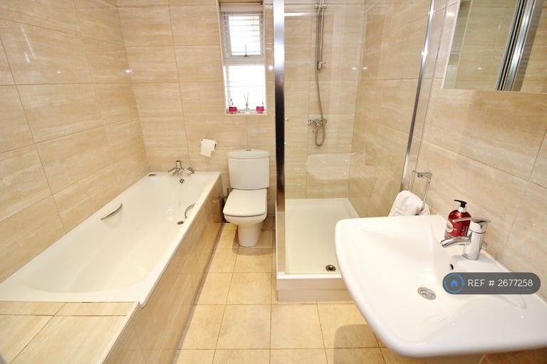 3 bedroom flat in Cambridge Road, Southport, PR9 (3 bed) (#2677258)