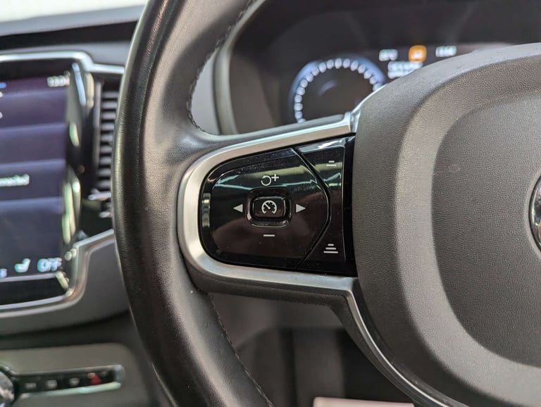 2022 Volvo XC90 2.0 XC90 R-Design B5 MHEV AWD Auto 4WD 5dr SUV Hybrid Automatic