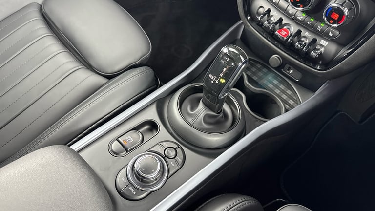 2022 MINI Clubman 1.5 Cooper Exclusive 6dr Auto [Comfort/Nav+ Pack] Petrol Estate Estate Petrol A...