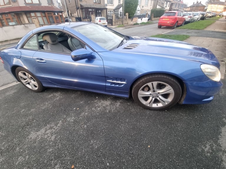 2010 Mercedes-Benz SL SL 350 2dr Tip Auto CONVERTIBLE Petrol Automatic