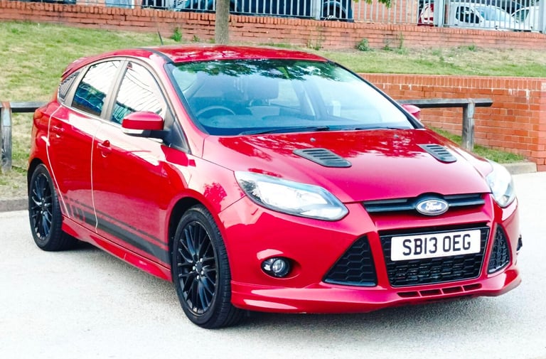 image for 2013 Ford Focus 1.6T EcoBoost Zetec S Euro 5 (s/s) 5dr HATCHBACK Petrol Manual