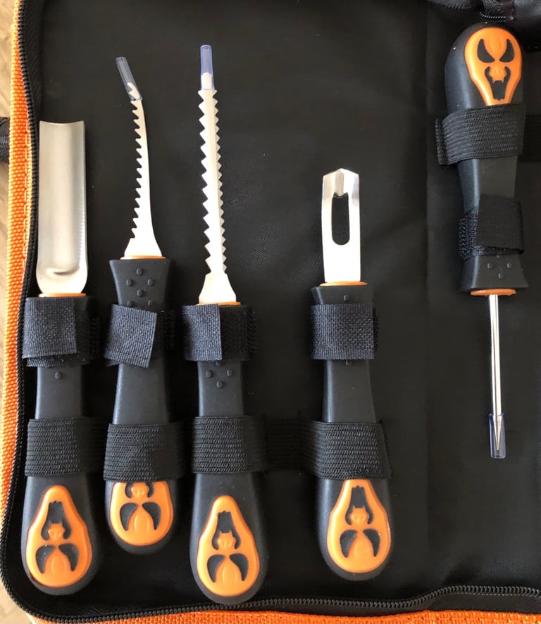 Pumpkin carving tools 