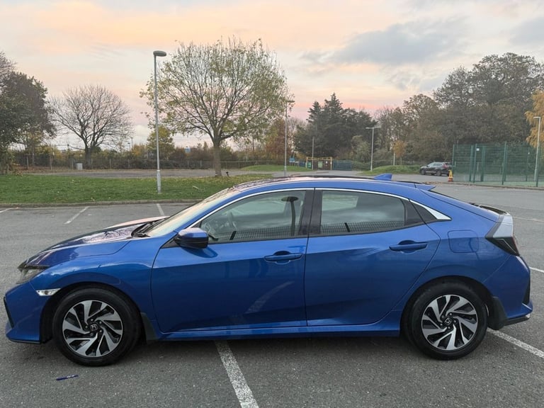 2018 18 HONDA CIVIC 1.0 VTEC TURBO SE HATCHBACK 5DR PETROL CVT EURO 6 (S/S) (129