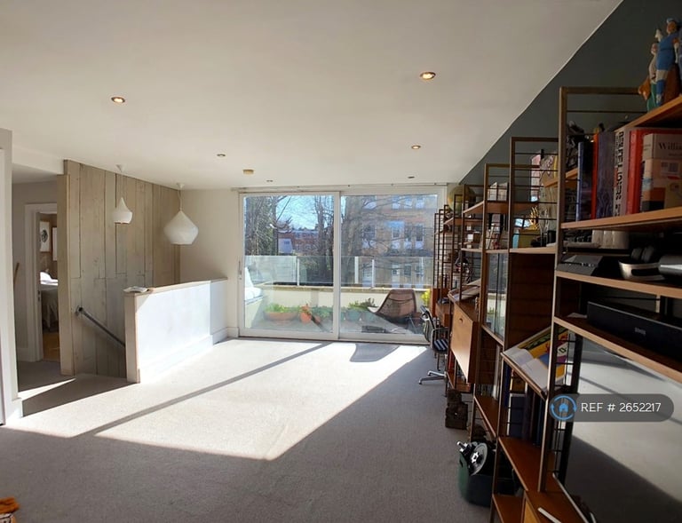 4 bedroom house in The Gardens, London, SE22 (4 bed) (#2652217)