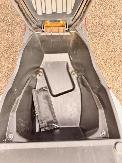 Lexmoto Diablo 125 scooter