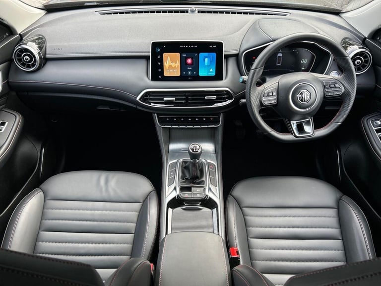 2024 MG MG HS 1.5 T-GDI Trophy SUV 5dr Petrol Manual Euro 6 (s/s) (162 ps) SUV PETROL Manual