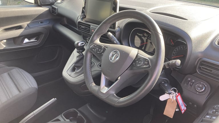 2022 Vauxhall Combo Life 1.5 Turbo D SE XL 5dr [7 seat] MPV DIESEL Manual