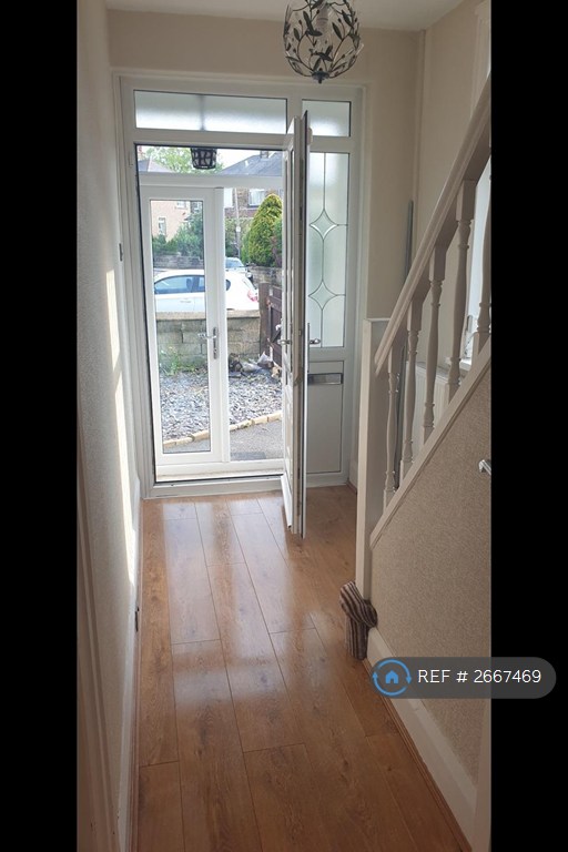 3 bedroom house in Kenmore Road, Bradford, BD6 (3 bed) (#2667469)