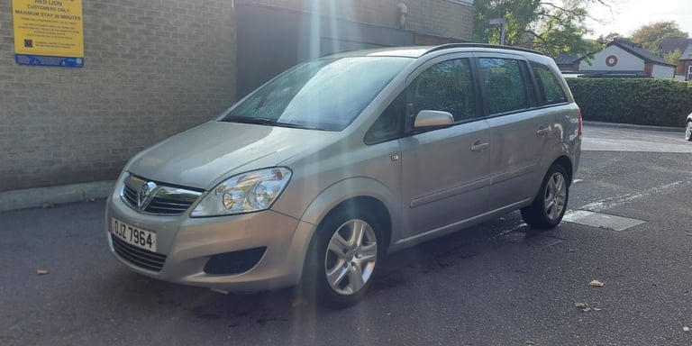 2009 Vauxhall Zafira 1.6 LONG MOT FSH Drives Superb