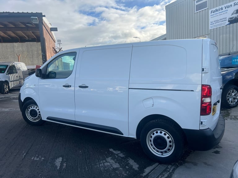2022 Peugeot Expert 1000 1.5 BlueHDi 100 Professional Premium Van PANEL VAN Diesel Manual