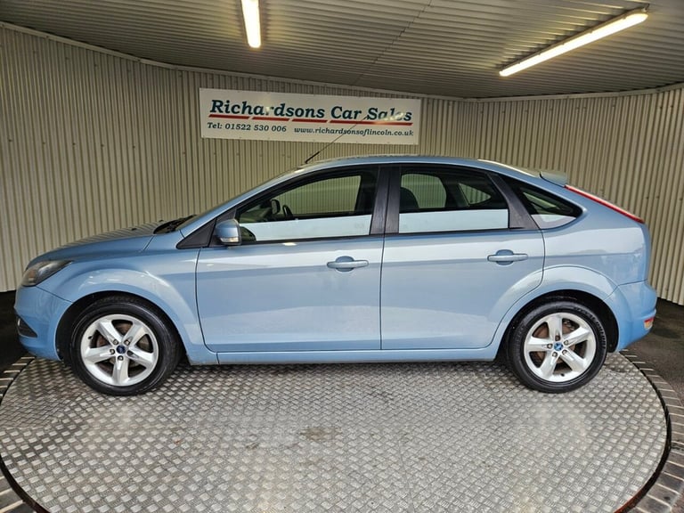 2009 Ford Focus 1.6 Zetec Hatchback 5dr Petrol Manual (161 g/km, 99 bhp) Hatchback Petrol Manual