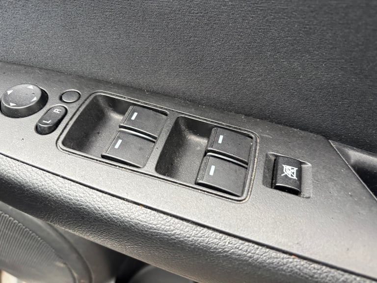 2012 Mazda Mazda6 2.2d [129] Business Line 5dr HATCHBACK Diesel Manual