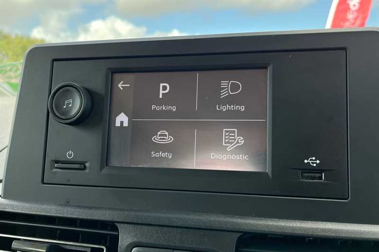 2025 Toyota PROACE CITY Verso 100kW Shuttle Long 50kWh 5dr Auto MPV ELECTRIC Automatic