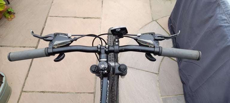 Carrera Vengeance junior mountain bike