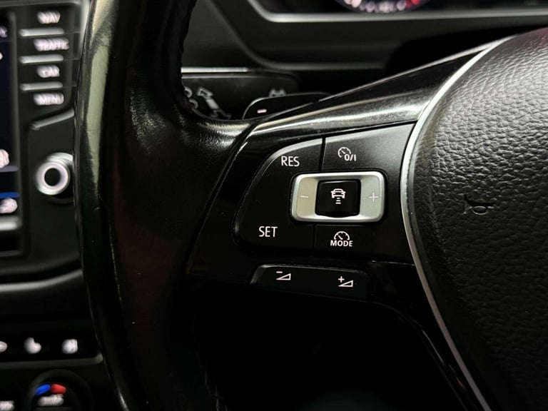 2017 Volkswagen Tiguan 2.0 TDI BlueMotion Tech SEL DSG 4Motion Euro 6 (s/s) 5dr SUV Diesel Automatic