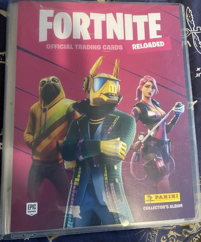 Fortnite reloaded trading cards complete