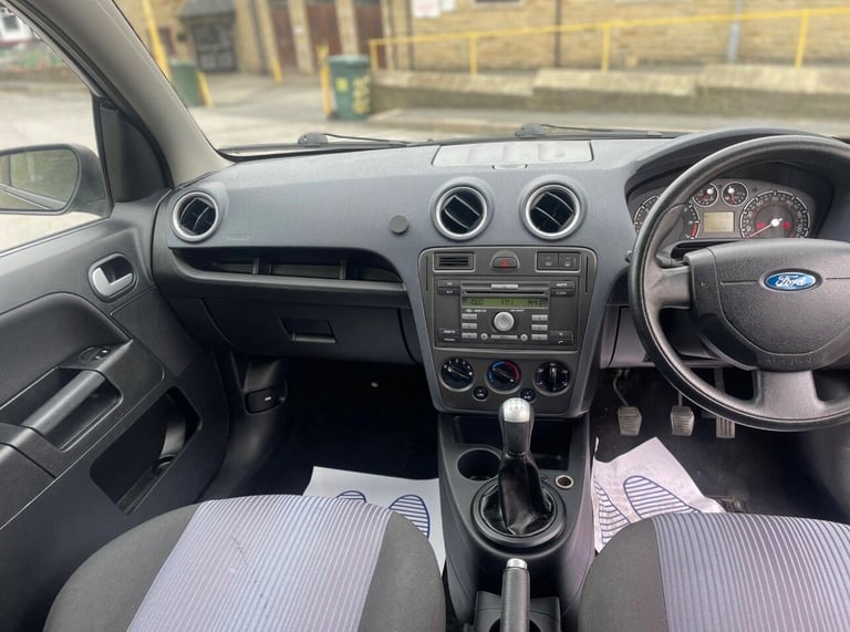 2009 Ford Fusion 1.4 Style + 5dr HATCHBACK Petrol Manual