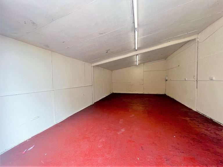 Unit 9, Multi purpose use to Let in Whittington Business Park, Oswestry. No Deposit. AVAILABLE NOW