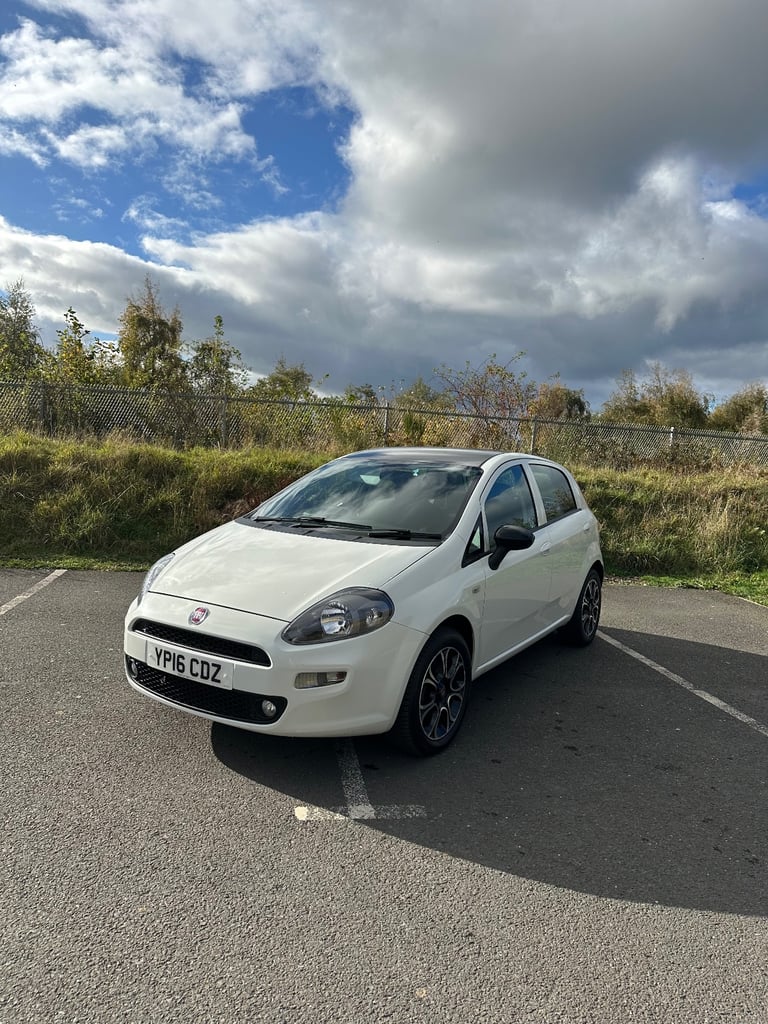 Fiat, PUNTO, Hatchback, 2016, Manual, 1242 (cc), 5 doors