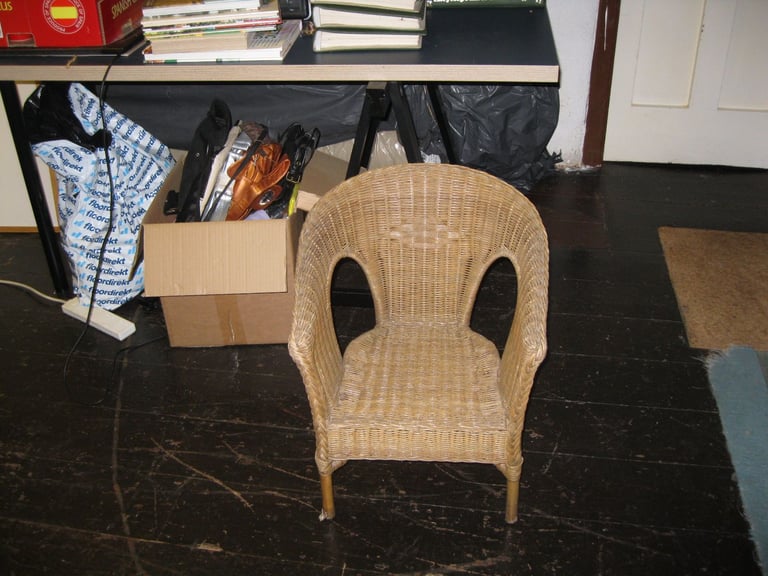 FREE CHILDS KIDS CANE CHAIR GUNNISLAKE PL18 9NA