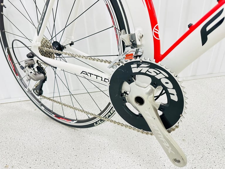 Ok FORME ATT1.0 Time Trail Road Bike Size/M  Virtually New Condition 