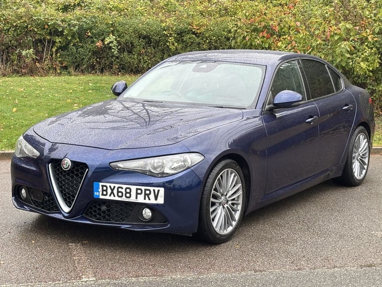 image for 2018 Alfa Romeo Giulia 2.0T Giulia Saloon 4dr Petrol Auto Euro 6 (s/s) (200 ps) Saloon Petrol Aut...