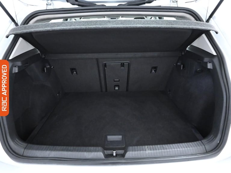 2021 Volkswagen Golf 1.5 TSI Life Hatchback 5dr Petrol Manual Euro 6 (s/s) (130 ps) Hatchback PET...
