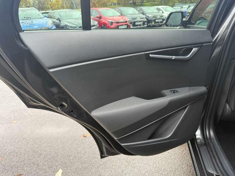 2025 Kia Niro 1.6 GDi 127 Hybrid 3 5dr DCT Automatic SUV Hybrid Automatic