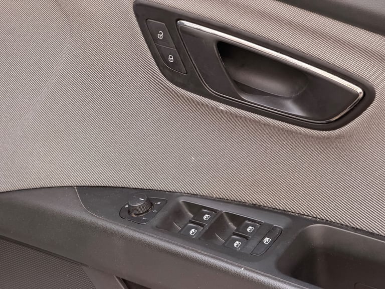2018 SEAT Leon 1.6 TDI SE Dynamic [EZ] 5dr ESTATE Diesel Manual