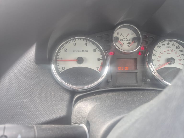 Peugeot, 207, Convertible, 2010, Manual, 1598 (cc), 2 doors