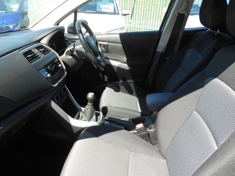 2015 Suzuki SX4 S-Cross 1.6 SZ3 5dr HATCHBACK Petrol Manual