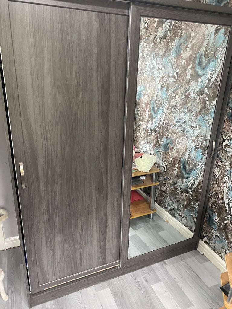 Camberley 2 Sliding Door Mirrored Wardrobe - Dark Oak Effect