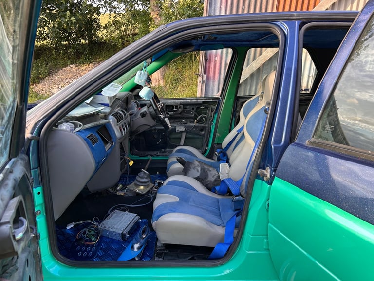 Ford, ESCORT, Saloon, 1995, Manual, 1597 (cc), 4 doors