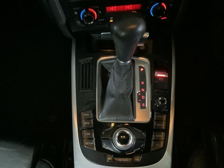 2010 Audi A4 3.2 FSI V6 S line Special Edition Saloon 4dr Petrol Tiptronic quattro Euro Saloon Pe...