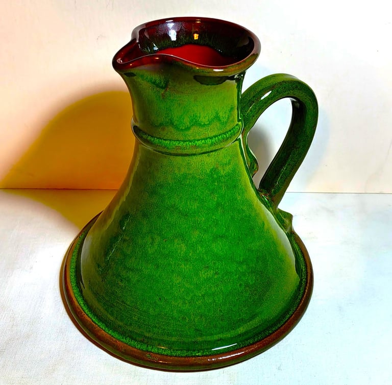 image for JUG STUDIO POTTERY GLOSS GREEN 