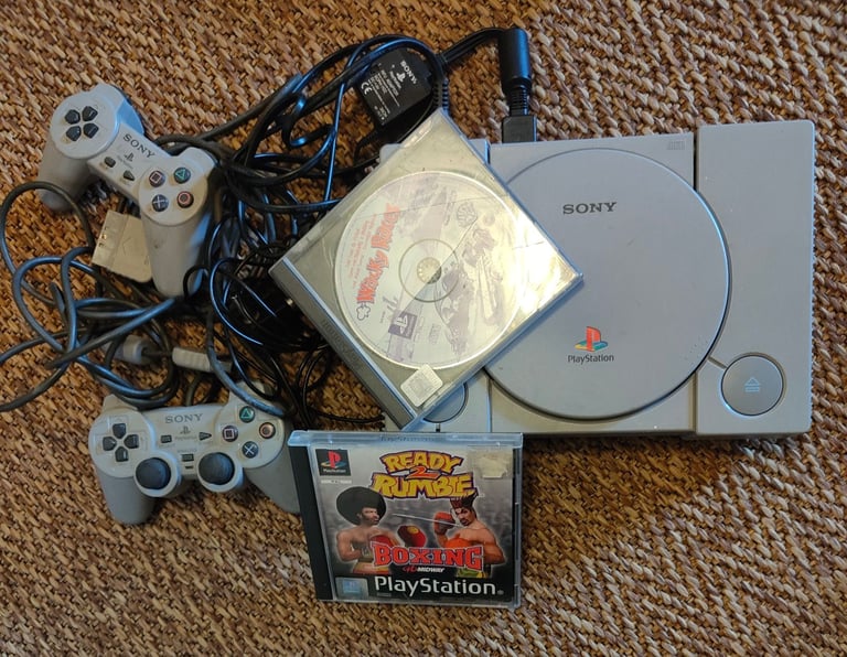 Sega Nintendo PS3 consoles with games 