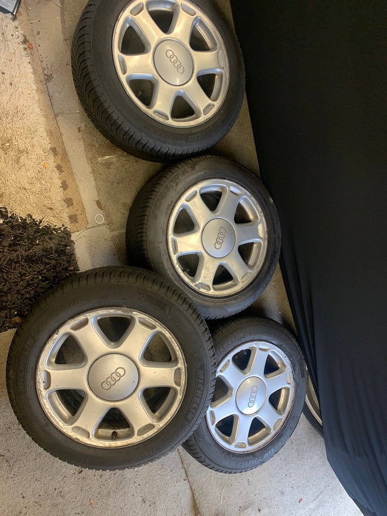 image for Audi S2 wheels original alloys with caps